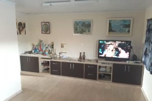 Casa com 192m², 3 dormitórios, 2 vagas, no bairro Fatima em Caxias do Sul para Comprar