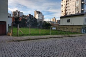 Terreno, no bairro Cristo Redentor em Caxias do Sul para Comprar