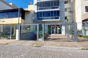Apto/Cobertura com 95m², 2 dormitórios, 2 vagas, no bairro Pio X em Caxias do Sul para Comprar