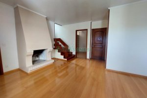 Apto/Cobertura com 95m², 2 dormitórios, 2 vagas, no bairro Pio X em Caxias do Sul para Comprar