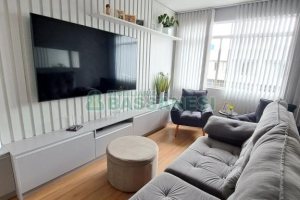 Apartamento com 104m², 3 dormitórios, no bairro Centro em Caxias do Sul para Comprar
