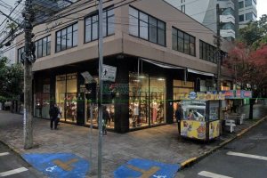 Loja com 160m², no bairro Centro em Caxias do Sul para Alugar