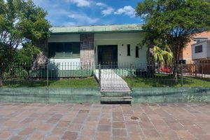 Casa com 126m², 3 dormitórios, 1 vaga, no bairro Sagrada Família em Caxias do Sul para Alugar