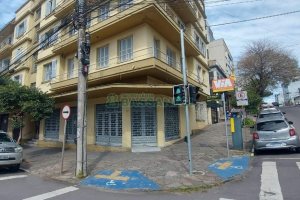 Loja com 82m², no bairro São Pelegrino em Caxias do Sul para Alugar ou Comprar