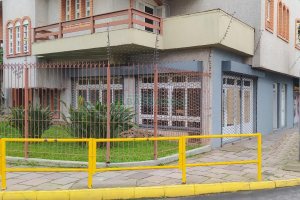 Loja com 140m², 1 vaga, no bairro São Pelegrino em Caxias do Sul para Alugar