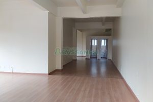 Loja com 140m², 1 vaga, no bairro São Pelegrino em Caxias do Sul para Alugar