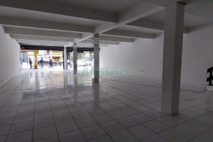 Loja com 440m², no bairro Centro em Caxias do Sul para Alugar