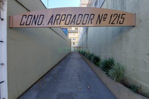 Apto Mobiliado com 62m², 2 dormitórios, 1 vaga, no bairro Centro em Caxias do Sul para Comprar