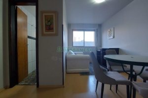 Apto Mobiliado com 62m², 2 dormitórios, 1 vaga, no bairro Centro em Caxias do Sul para Comprar
