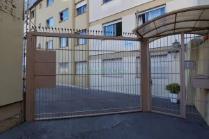 Apto Mobiliado com 62m², 2 dormitórios, 1 vaga, no bairro Centro em Caxias do Sul para Comprar