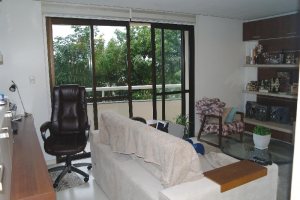 Apto Mobiliado com 100m², 2 dormitórios, 2 vagas, no bairro Colina Sorriso em Caxias do Sul para Comprar