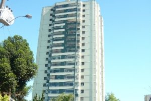 Apartamento com 110m², 3 dormitórios, 2 vagas, no bairro Lourdes em Caxias do Sul para Comprar