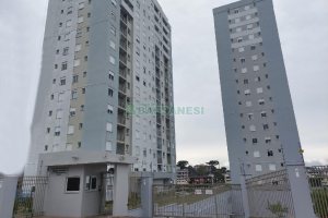 Apto Mobiliado com 81m², 3 dormitórios, 2 vagas, no bairro De Lazzer em Caxias do Sul para Comprar
