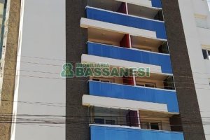 Apto Mobiliado com 80m², 2 dormitórios, 2 vagas, no bairro Panazzolo em Caxias do Sul para Alugar