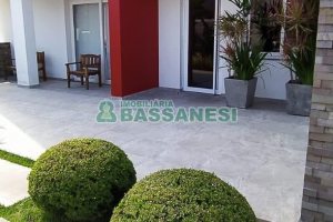 Apto Mobiliado com 80m², 2 dormitórios, 2 vagas, no bairro Panazzolo em Caxias do Sul para Alugar