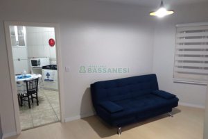 Apartamento com 53m², 1 dormitório, 1 vaga, no bairro Cinqüentenário em Caxias do Sul para Comprar