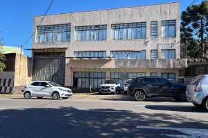 Pavilhão com 3000m², no bairro Rio Branco em Caxias do Sul para Alugar