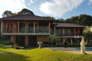 Chácara com 20000m², 8 dormitórios, no bairro Nossa Senhora da Saúde em Caxias do Sul para Alugar ou Comprar