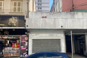 Loja com 100m², no bairro São Pelegrino em Caxias do Sul para Alugar