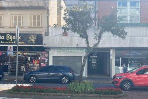 Loja com 100m², no bairro São Pelegrino em Caxias do Sul para Alugar