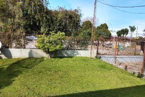 Casa com 200m², 3 dormitórios, 3 vagas, no bairro Madureira em Caxias do Sul para Comprar