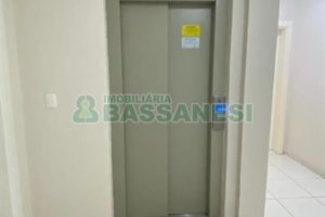 Apartamento com 82m², 3 dormitórios, 2 vagas, no bairro Esplanada em Caxias do Sul para Alugar ou Comprar