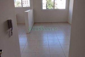 Apartamento com 42m², 1 dormitório, 1 vaga, no bairro São Pelegrino em Caxias do Sul para Alugar