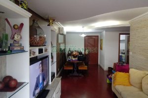 Apto Mobiliado com 132m², 3 dormitórios, 2 vagas, no bairro Cinqüentenário em Caxias do Sul para Comprar