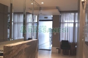 Sala com 153m², 1 vaga, no bairro Centro em Caxias do Sul para Comprar