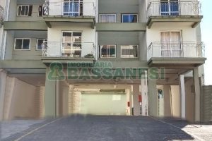 Apartamento com 36m², 1 dormitório, 1 vaga, no bairro Lourdes em Caxias do Sul para Comprar