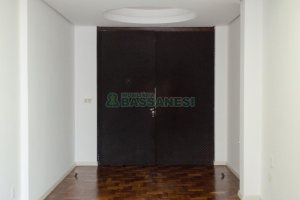 Sobreloja com 47m², no bairro Centro em Caxias do Sul para Alugar ou Comprar