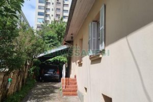 Casa com 201m², 3 dormitórios, no bairro Centro em Caxias do Sul para Comprar