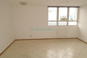 Sala com 54m², no bairro Centro em Caxias do Sul para Alugar