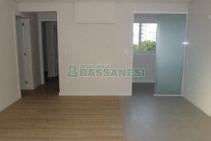 Apartamento com 78m², 2 dormitórios, 1 vaga, no bairro Panazzolo em Caxias do Sul para Alugar