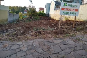 Terreno com 438m², no bairro Cinqüentenário em Caxias do Sul para Alugar