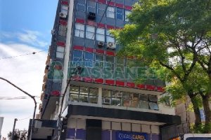 Sala com 57m², no bairro Centro em Caxias do Sul para Comprar