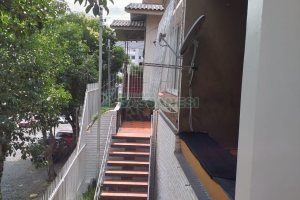 Casa Comercial com 400m², 3 dormitórios, 3 vagas, no bairro Centro em Caxias do Sul para Alugar