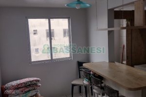 Apto Mobiliado com 42m², 2 dormitórios, 1 vaga, no bairro Desvio Rizzo em Caxias do Sul para Alugar