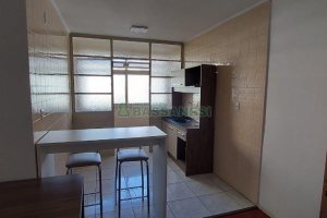 Apto Mobiliado com 72m², 2 dormitórios, no bairro Centro em Caxias do Sul para Alugar