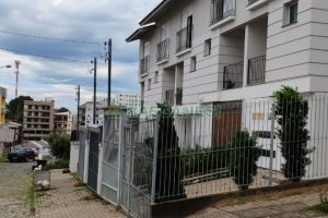 Sobrado com 100m², 2 dormitórios, 2 vagas, no bairro Bela Vista em Caxias do Sul para Comprar