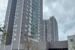 Apto Mobiliado com 101m², 3 dormitórios, 2 vagas, no bairro Universitário em Caxias do Sul para Alugar