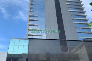 Sala Mobiliada com 53m², 1 vaga, no bairro Centro em Caxias do Sul para Alugar