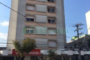 Loja com 332m², no bairro Lourdes em Caxias do Sul para Alugar