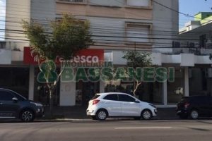 Loja com 332m², no bairro Lourdes em Caxias do Sul para Alugar