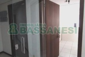 Sala com 62m², no bairro Centro em Caxias do Sul para Comprar