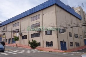 Loja com 750m², no bairro Centro em Caxias do Sul para Alugar