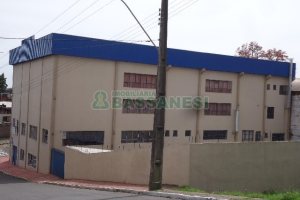 Loja com 750m², no bairro Centro em Caxias do Sul para Alugar