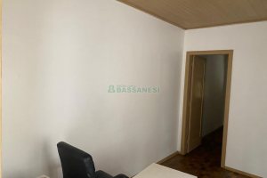 Casa com 100m², 2 dormitórios, no bairro Rio Branco em Caxias do Sul para Alugar