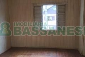 Casa com 106m², 3 dormitórios, 3 vagas, no bairro Sagrada Família em Caxias do Sul para Comprar