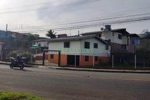 Casa, 3 dormitórios, 3 vagas, no bairro Fatima em Caxias do Sul para Comprar